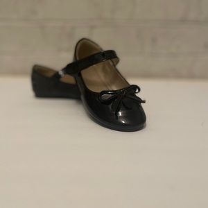 Hehainom Emma Black Patent Size 9Toddler
